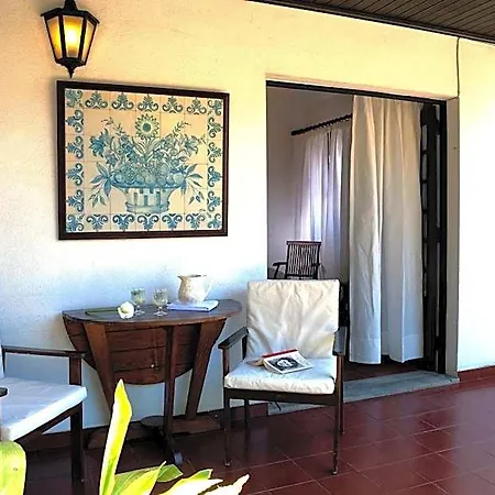 לינה וארוחת בוקר Casa Do Ameal 4*